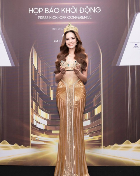 Lạ lùng Miss Grand Vietnam 2024 đi tìm người đẹp... biết hát- Ảnh 1. Hoa hậu Lê Hoàng Phương đồng hành cùng Miss Grand Vietnam 2024 tìm người kế nhiệm
