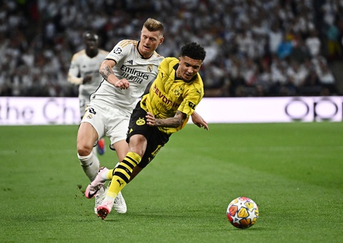 Tin tức thể thao sáng 3-6: Mourinho ra mắt đội bóng Thổ Nhĩ Kỳ trên sân hàng ngàn cổ động viên- Ảnh 3. Sancho vẫn muốn cống hiến cho Man United - Ảnh: REUTERS