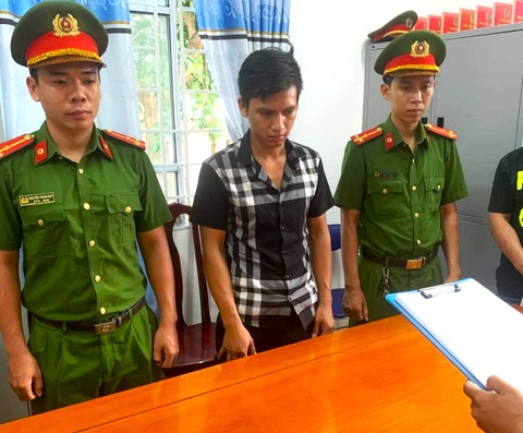 Cơ quan Cảnh sát điều tra Công an thị xã Đông Hòa (tỉnh Phú Yên) ra quyết định khởi tố vụ án, khởi tố bị can đối với Nguyễn Tấn Tú về tội Cơ quan cảnh sát điều tra Công an thị xã Đông Hòa (tỉnh Phú Yên) ra quyết định khởi tố vụ án, khởi tố bị can đối với Nguyễn Tấn Tú về tội