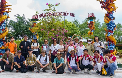 AI lên ngôi - Ngành Ngôn ngữ Anh có ‘hết thời’?- Ảnh 4. AI lên ngôi - Ngành Ngôn ngữ Anh có ‘hết thời’?- Ảnh 4.
