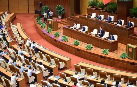Bộ trưởng Đặng Quốc Khánh: Đến 2023, thu từ cấp quyền khai thác khoáng sản đạt trên 55.800 tỉ đồng- Ảnh 2. Toàn cảnh phiên chất vấn - Ảnh: GIA HÂN