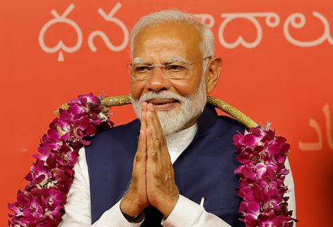 Thủ tướng Narendra Modi tại trụ sở Đảng BJP ở New Delhi, Ấn Độ, hôm 4-6 - Ảnh: REUTERS Thủ tướng Narendra Modi tại trụ sở Đảng BJP ở New Delhi, Ấn Độ, hôm 4-6 - Ảnh: REUTERS