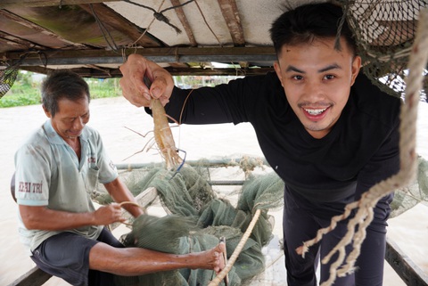 Travel blogger Dương Phú Quí bán nhà để làm cẩm nang du lịch xuyên Việt- Ảnh 2. Travel blogger Dương Phú Quí bán nhà để làm cẩm nang du lịch xuyên Việt- Ảnh 2.