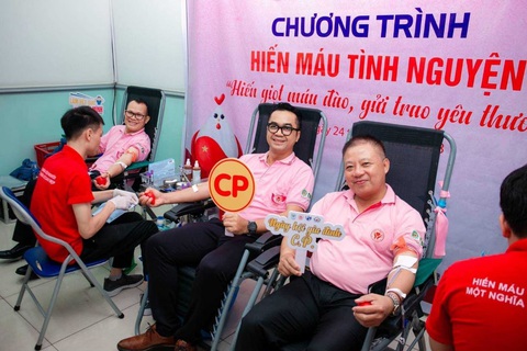 C.P. Việt Nam 12 năm đồng hành cùng Cán bộ công nhân viên C.P. Việt Nam phấn khởi tham gia hiến máu tình nguyện