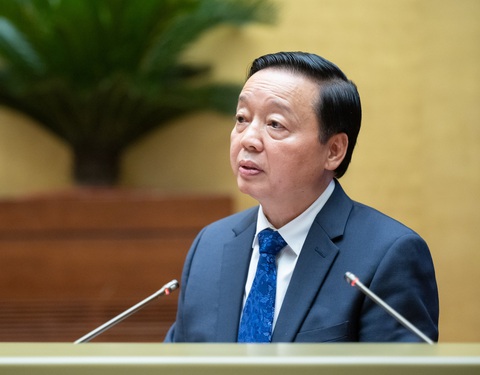 Phó thủ tướng Trần Hồng Hà: Sẽ có nghị định để mọi người dân có điện mái nhà- Ảnh 3. Phó thủ tướng Trần Hồng Hà trả lời chất vấn - Ảnh: GIA HÂN