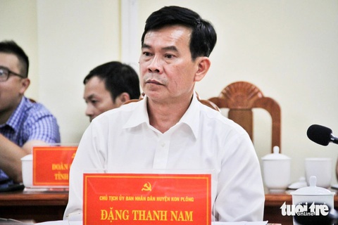 Đề nghị hủy bằng khen cựu chủ tịch huyện vì sai phạm đất đai tại Măng Đen- Ảnh 1. Ông Đặng Thanh Nam khi còn là chủ tịch UBND huyện Kon Plông - Ảnh: TRẦN HƯỚNG