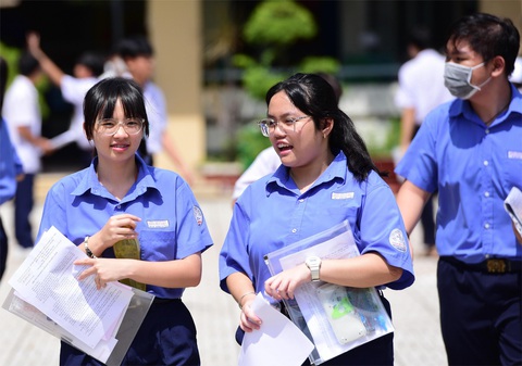 Dù làm bài được hay không, giờ là lúc các con được phép nghỉ ngơi, tận hưởng mùa hè của mình - Ảnh: D.PHAN Dù làm bài được hay không, giờ là lúc các con được phép nghỉ ngơi, tận hưởng mùa hè của mình - Ảnh: D.PHAN