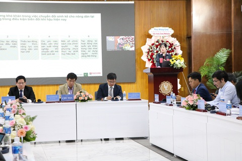 Khác biệt về chính sách khai thác tài nguyên nước sông Mekong là thách thức- Ảnh 1. Hội thảo có 14 bài tham luận từ 112 đề xuất gửi đến - Ảnh: CẨM NƯƠNG