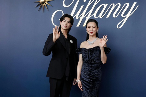 Park Hyung Sik và cựu hoa đán TVB Trần Pháp Lai Park Hyung Sik và cựu hoa đán TVB Trần Pháp Lai