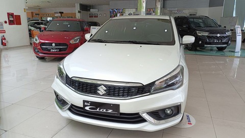 Suzuki đóng cửa nhà máy ở Thái Lan, Swift, Ciaz ở Việt Nam đứng trước khả năng điều chỉnh giá- Ảnh 3. Nếu thay đổi nguồn nhập, giá các mẫu Swift, Ciaz ở Việt Nam có thể thay đổi, do ô tô nhập khẩu từ các nước ASEAN được áp dụng mức thuế 0% đến năm 2027 - Ảnh: Đại lý Suzuki