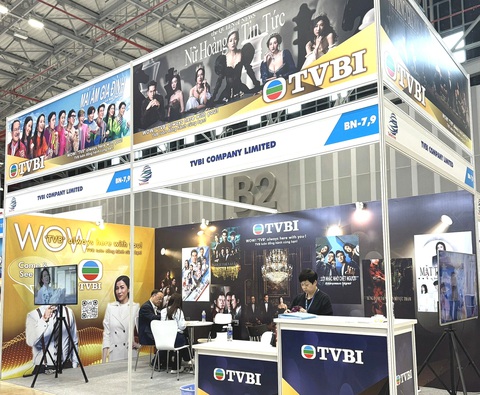 TVB, SBS xem Việt Nam là thị trường tiềm năng để phân phối phim truyền hình- Ảnh 2. Gian hàng của đài TVB tại triển lãm quốc tế phim và công nghệ truyền hình Việt Nam 2024