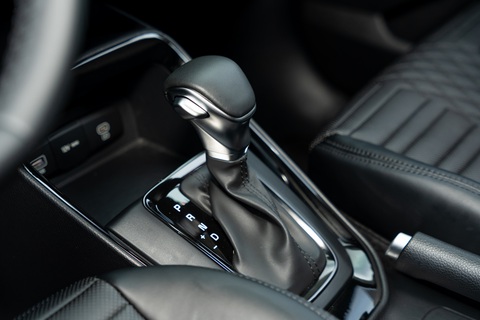 Kia Sonet 2024 ra mắt tại Việt Nam với nhiều điểm cộng, chưa công bố giá- Ảnh 11. Động cơ giữ nguyên trên Kia Sonet 2024, vẫn là loại 1.5L hút khí tự nhiên cho ra 113 mã lực và 144 Nm. Đi kèm hộp số vô cấp iVT và 3 chế độ lái Eco, Normal, Sport hoặc 3 chế độ bổ trợ Snow, Mud, Sand.