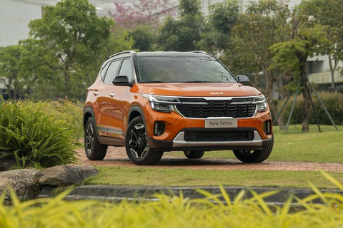 Kia Seltos 2024 thêm 2 phiên bản, nâng cấp bản giữa, giá thêm 20 triệu đồng- Ảnh 1. Kia Seltos 2024 được bổ sung phiên bản và nâng cấp trang bị - Ảnh: Kia