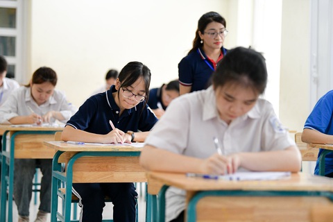 Năm học mới, đẩy mạnh đánh giá thường xuyên bằng hình thức trực tuyến- Ảnh 1. Bộ Giáo dục và Đào tạo yêu cầu các trường đẩy mạnh đánh giá thường xuyên bằng hình thức trực tuyến trong năm học mới - Ảnh minh họa: NAM TRẦN