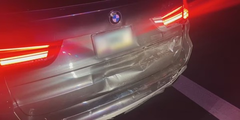 'Lỗi đánh máy', đi ngay hàng trăm triệu đồng tiền bảo hiểm ô tô- Ảnh 1. Chiếc BMW X5 sau khi bị tông từ phía sau - Ảnh: AZFamily