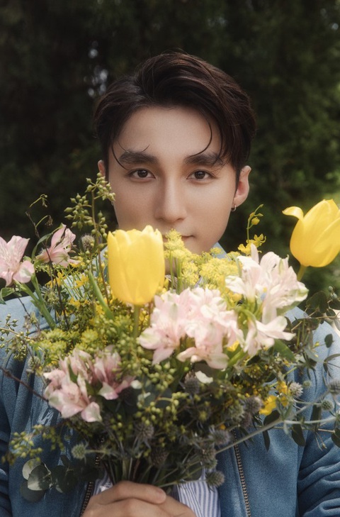 Hình ảnh Sơn Tùng trong MV. Sơn Tùng M-TP với hình ảnh trẻ trung, nhí nhảnh trong Đừng làm trái tim anh đau