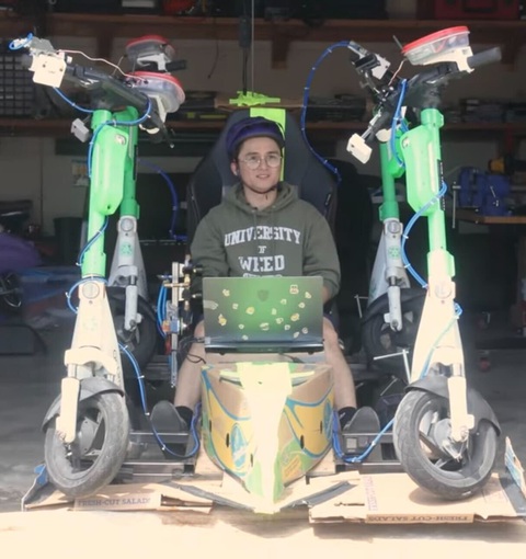 Ô tô tự chế từ 4 chiếc scooter điện quá độc đáo, đi đường ai cũng phải ngoái nhìn- Ảnh 5. Chiếc