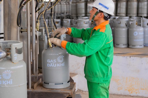 Giá gas tháng 7-2024: không thay đổi- Ảnh 1. Giá gas tháng 7-2024: không thay đổi- Ảnh 1.