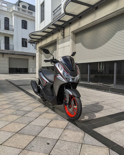 Yamaha LEXi 155: Xe tay ga dành cho nam giới hiện đại- Ảnh 3. Yamaha LEXi 155: Xe tay ga dành cho nam giới hiện đại - Ảnh 3.