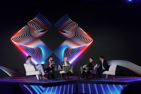 Techcombank Keynote: Đánh dấu kỷ nguyên ngân hàng thế hệ mới trên nền tảng AI- Ảnh 1. các diễn giả thảo luận lại sự kiện Techcombank Keynote do Techcombank tổ chức hôm 28-6 - Ảnh: TCB