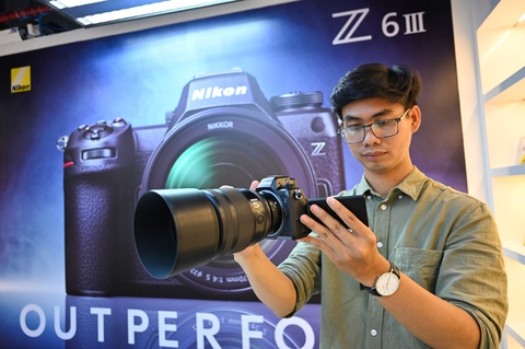 Nikon Việt Nam ra mắt máy ảnh Z6III- Ảnh 1. Nikon Z6III là chiếc máy ảnh mới nhất của Nikon với các tính năng vượt trội về quay chụp cùng với sự linh hoạt và hiệu năng mạnh mẽ