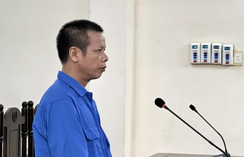 Người đàn ông sát hại người tình vì rủ bỏ phố về quê không được- Ảnh 1. Bị cáo Nguyễn Văn Hà tại tòa - Ảnh: ĐÔNG HÀ