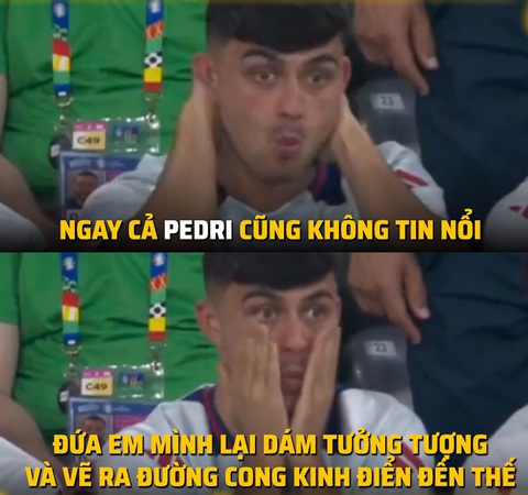 Ảnh chế Yamal tỏa sáng ở Euro 2024 tiễn tuyển Pháp về nước- Ảnh 2. Siêu phẩm của Yamal khiến người đàn anh Pedri ngồi trên ghế dự bị cũng phải tròn mắt.