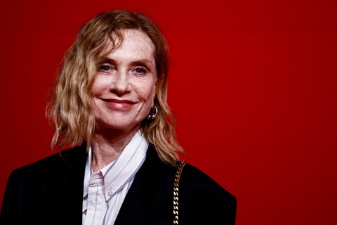 nữ diễn viên người Pháp Isabelle Huppert Nữ diễn viên người Pháp Isabelle Huppert giữ vai trò chủ tịch ban giám khảo hạng mục chính tại Liên hoan phim Venice.