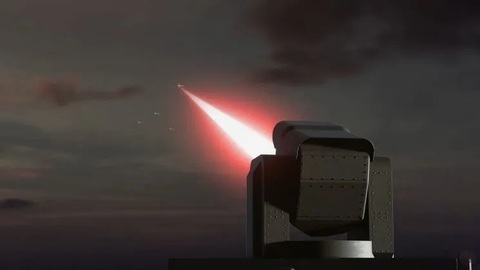 Hàn Quốc là quốc gia đầu tiên triển khai vũ khí phòng không dùng tia laser- Ảnh 1. Hình ảnh mô tả cách thức hoạt động của vũ khí sử dụng tia laser Block-I - Ảnh: HANKYUNG