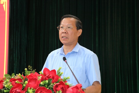 Chủ tịch UBND TP.HCM: Nên có tầm nhìn lớn hơn khi sửa chợ Bến Thành- Ảnh 2. Chủ tịch UBND TP.HCM Phan Văn Mãi - Ảnh: CẨM NƯƠNG