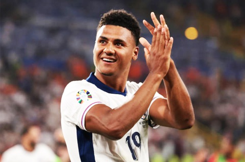 ‘Thần cơ diệu toán’ Ollie Watkins- Ảnh 1. Ollie Watkins đã tiên đoán Palmer sẽ chuyền bóng cho mình ghi bàn ở bán kết Euro 2024 - Ảnh: Getty