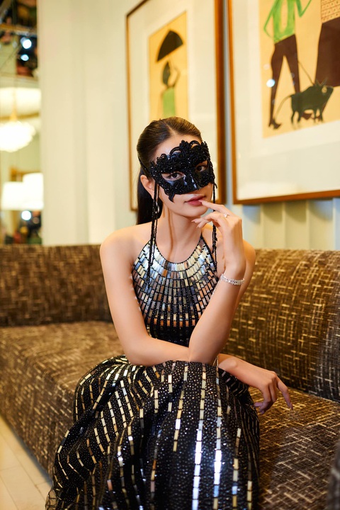 Hai nàng hậu 'mất điểm' vì trốn nấu nướng ở show hẹn hò- Ảnh 3. Á hậu Bùi Khánh Linh gây tiếc nuối với màn thể hiện nhạt nhòa dù sở hữu nhan sắc nổi bật