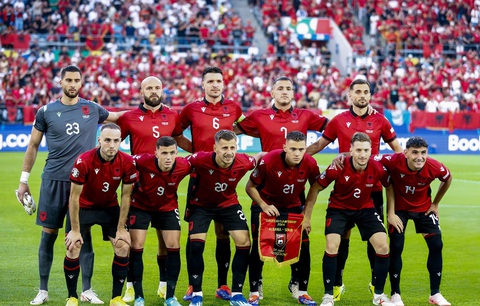Cáo buộc chấn động Euro 2024: Nữ nhân viên khách sạn 18 tuổi bị thành viên tuyển Albania hiếp dâm- Ảnh 1. Tuyển Albania dính rắc rối khi một thành viên bị cáo buộc hiếp dâm - Ảnh: GETTY