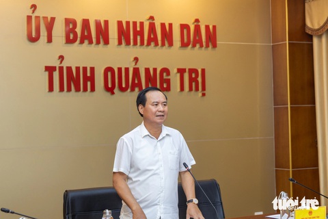 Chủ tịch Quảng Trị: '723m mặt bằng cao tốc Cam Lộ - Vạn Ninh mà không bàn giao, sức ì ghê gớm'- Ảnh 2. Ông Võ Văn Hưng yêu cầu các địa phương bàn giao mặt bằng dự án trước 20-7 - Ảnh: HOÀNG TÁO