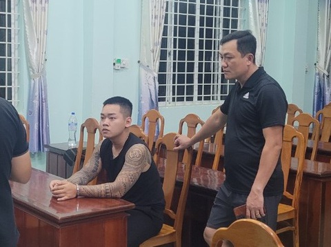 Nhóm giang hồ bị bắt tại Quảng Ngãi được con nợ thuê chém chủ nợ ở Gia Lai- Ảnh 1. Nhóm giang hồ được con nợ thuê chém chủ nợ tại Gia Lai bị bắt ở Quảng Ngãi - Ảnh: Công an Quảng Ngãi