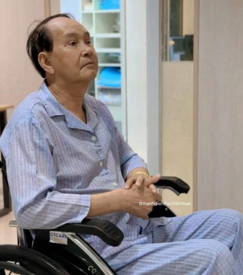 Hình ảnh nghệ sĩ Thanh Điền đưa lên trang cá nhân vào đêm trước khi ông vào phòng mổ Hình ảnh nghệ sĩ Thanh Điền đưa lên trang cá nhân vào đêm trước khi ông vào phòng mổ
