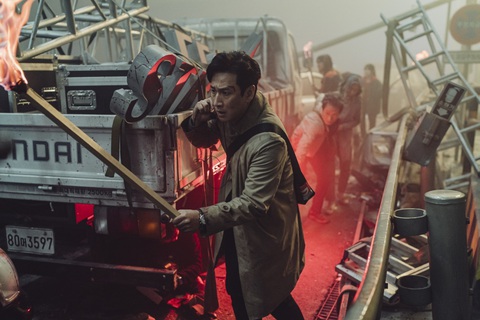 Ju Ji Hoon xúc động chia sẻ kỷ niệm với cố diễn viên Lee Sun Kyun- Ảnh 3. Ju Ji Hoon xúc động chia sẻ kỷ niệm với cố diễn viên Lee Sun Kyun- Ảnh 3.