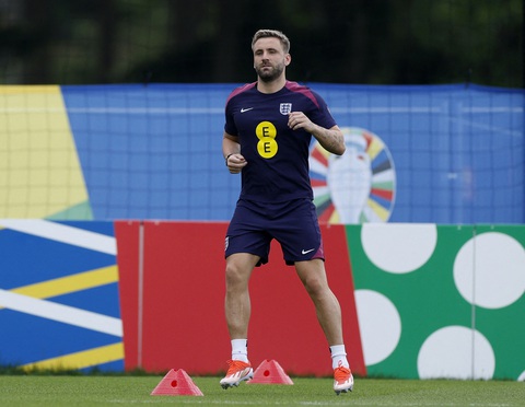 Luke Shaw sẽ đá chính cho tuyển Anh tại chung kết Euro 2024 - Ảnh: REUTERS Luke Shaw sẽ đá chính cho tuyển Anh tại chung kết Euro 2024 - Ảnh: REUTERS