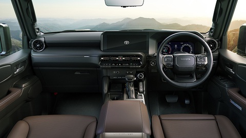 Toyota Land Cruiser Prado đời mới có thể đồng loạt chào sân Việt Nam, Thái Lan vào cuối năm- Ảnh 3. Nội thất Toyota Land Cruiser Prado mới trọng tính thực tiễn, bền bỉ hơn là đàn anh Land Cruiser 300 - Ảnh: Toyota