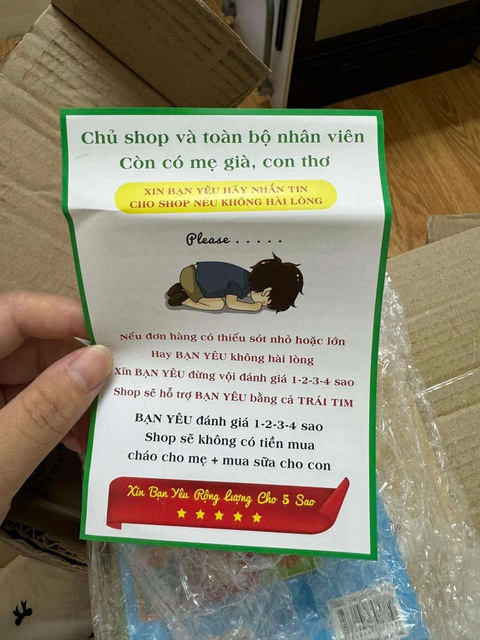 Ảnh vui 15-7: Nhận hàng mà áp lực ngang- Ảnh 1. Đọc lời năn nỉ mà cảm động ngang hông à?!