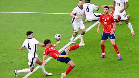 Kỳ Euro 2024 nhiều điểm nhấn, làm hài lòng người hâm mộ- Ảnh 2. Euro 2024 diễn ra khá hấp dẫn, hài lòng người hâm mộ - Ảnh: REUTERS