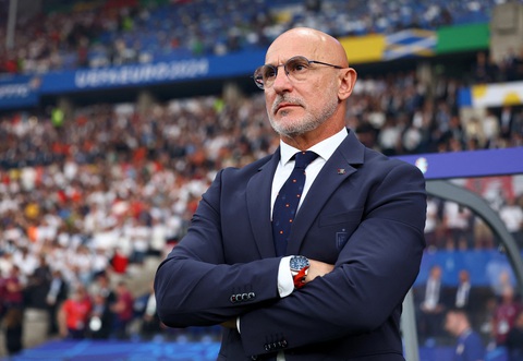 HLV Luis de la Fuente: Mối duyên kỳ lạ với bóng đá Tây Ban Nha- Ảnh 3. HLV Luis de la Fuente tại Euro 2024 - Ảnh: REUTERS