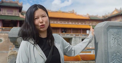 Chớ Du khách nước ngoài thông tin sai về văn hóa, lịch sử Việt Nam khi nói về di tích Đại nội Huế - Ảnh: K.N.