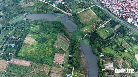Sông Nhuệ - Đáy đang ‘hấp hối’ do đâu?- Ảnh 5. Sông Đáy chảy trên địa bàn huyện Hoài Đức, Hà Nội