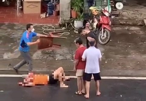 Nữ giáo viên bị chồng cầm dao đuổi, chém trọng thương- Ảnh 1. Hiện trường nơi xảy ra vụ việc - Ảnh: THANH TUẤN