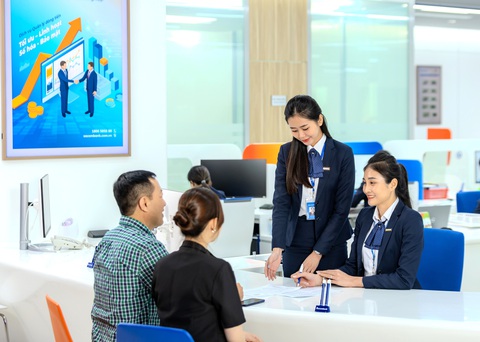 Fitch Ratings lần đầu xếp hạng tín nhiệm Sacombank với triển vọng ổn định- Ảnh 1. Fitch Ratings lần đầu xếp hạng tín nhiệm Sacombank với triển vọng ổn định - Ảnh: STB