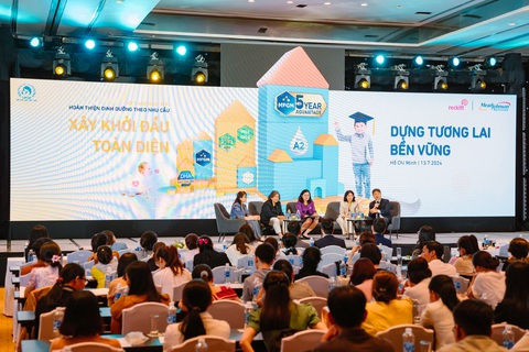 Dinh dưỡng tối ưu đầu đời giúp trẻ phát triển trí não, tiêu hóa và miễn dịch- Ảnh 2. Các chuyên gia đầu ngành về những giải pháp dinh dưỡng phù hợp với nhu cầu của trẻ, chia sẻ những nghiên cứu mới nhất về các thành phần màng cầu béo sữa MFGM chứng minh lợi thế phát triển trí não sớm hơn và lâu dài ở trẻ.