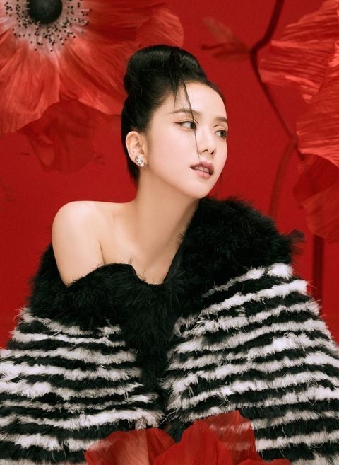 Jisoo (BlackPink) lập kỷ lục mới chỉ sau hơn 1 năm debut solo - Ảnh: YG Jisoo (BlackPink) lập kỷ lục mới chỉ sau hơn 1 năm debut solo - Ảnh: YG