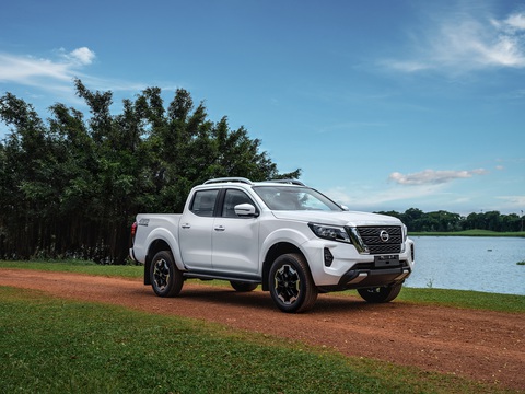 Nissan Navara 2024 ra mắt Việt Nam, bổ sung phiên bản, giá từ 685 triệu đồng- Ảnh 2. Nissan Navara 2024 ra mắt Việt Nam, bổ sung phiên bản, giá từ 685 triệu đồng- Ảnh 2.