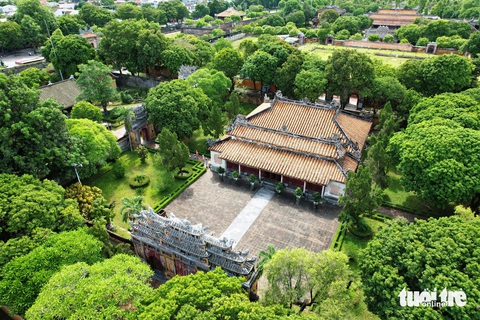 Nơi thờ tự cha mẹ vua Gia Long sắp được trùng tu hiện ra sao?- Ảnh 1. Di tích Hưng miếu - nơi thờ tự cha mẹ của vua Gia Long - sắp được trùng tu - Ảnh: NHẬT LINH